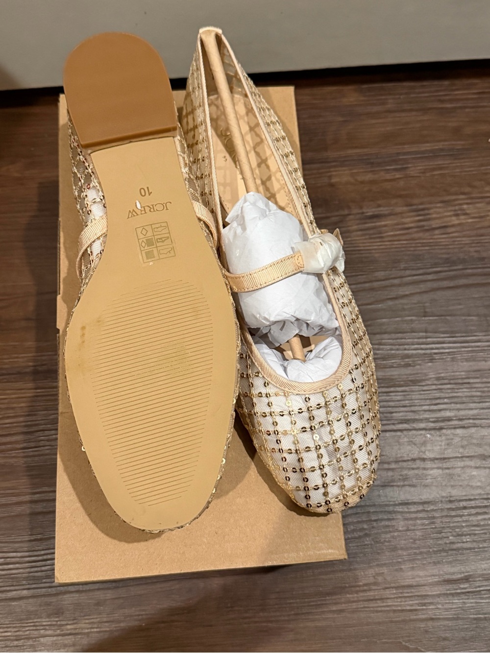 J. Crew Beige and Gold Sequin Mary Jane Flats- Women’s- Size 10 - Picture 3 of 7